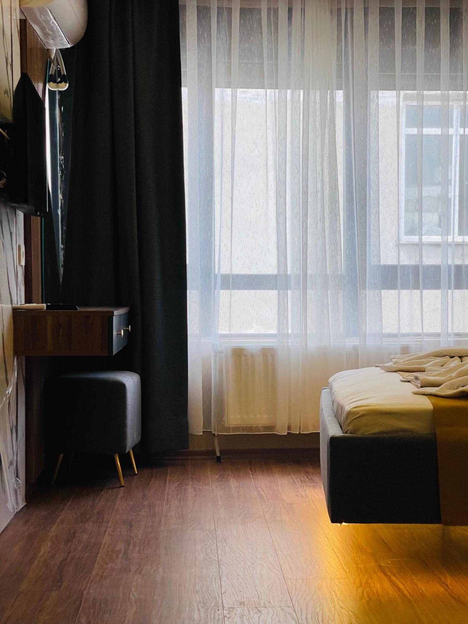 Meridiani Taksim Hotel Istanboel Buitenkant foto
