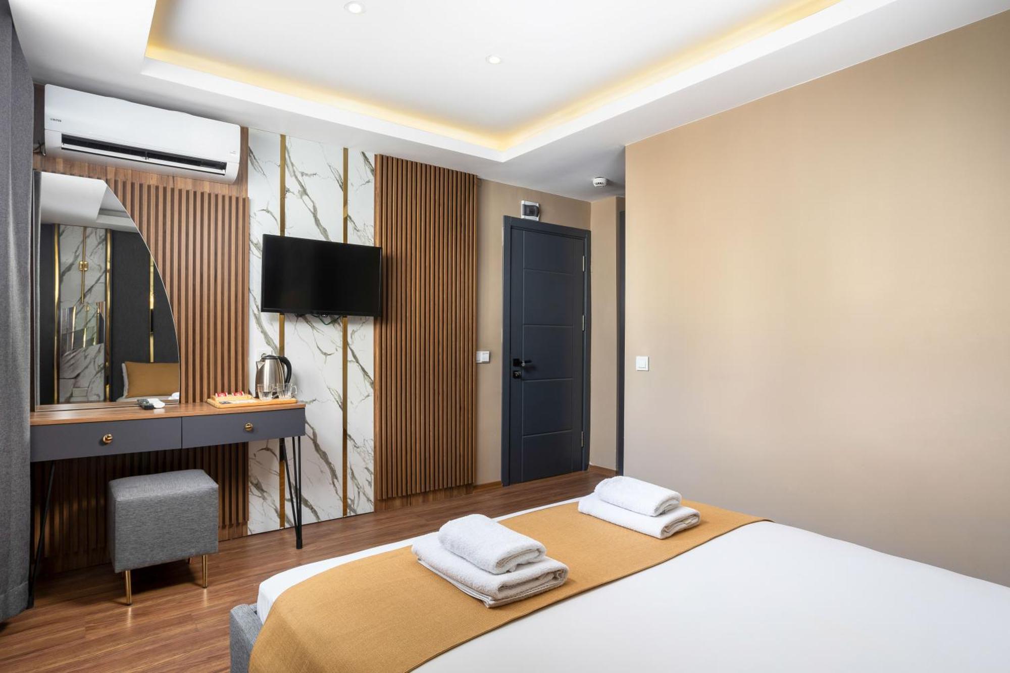 Meridiani Taksim Hotel Istanboel Buitenkant foto