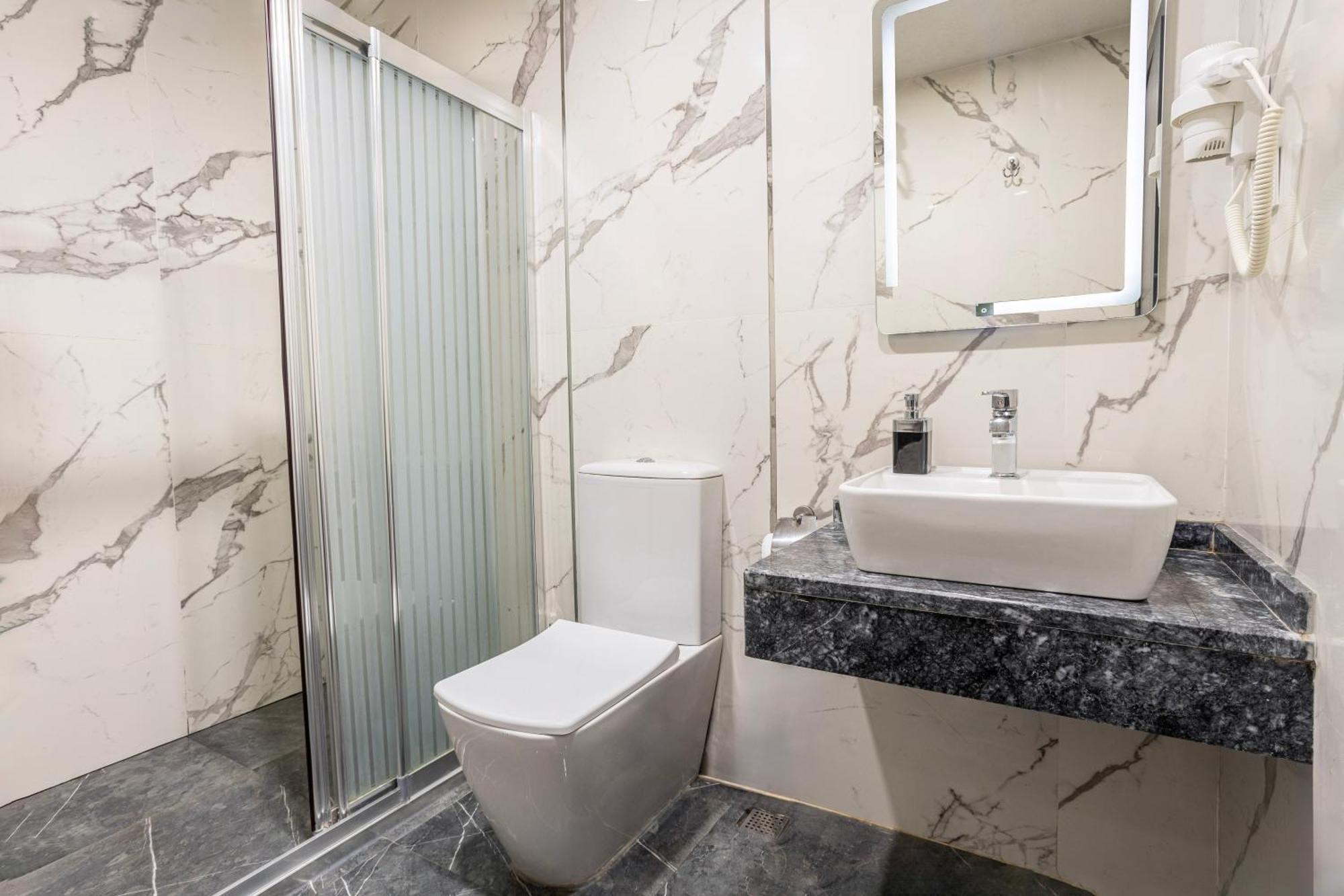 Meridiani Taksim Hotel Istanboel Buitenkant foto